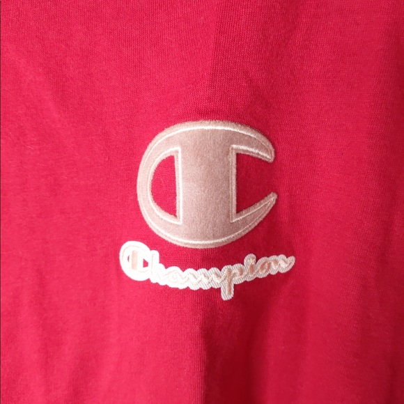 🎄 3/$35 👯‍♀️Host Pick⚡️Champion Logo Cropped Tee - Picture 5 of 12